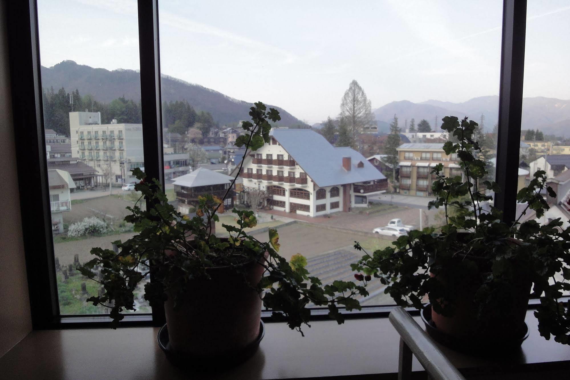 Hakuba Glad Inn Ebisuya Bagian luar foto